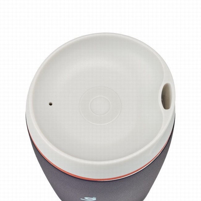 owala smoothsip waterflessen van 20 oz 590 ml in het zwart.